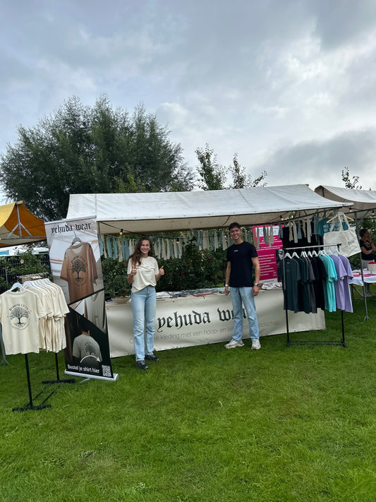 Bouw een aan een christelijke kledinglijn, samen met Yehuda Wear!
